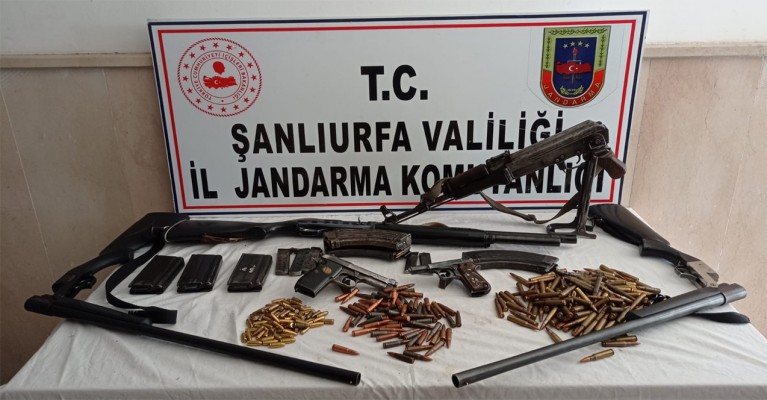 Şanlıurfa'da kaçakçılık operasyonu: 1 gözaltı!
