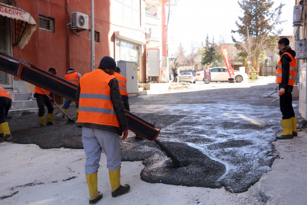 Siverek’te boş kalan cadde ve sokaklarda iyileştirme çalışmaları yapıldı