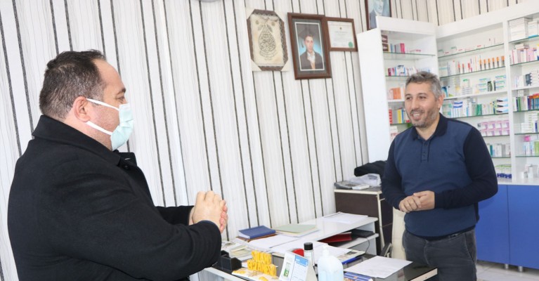 Ekinci ilçede faaliyet yürüten eczanelerin sorunlarını dinledi