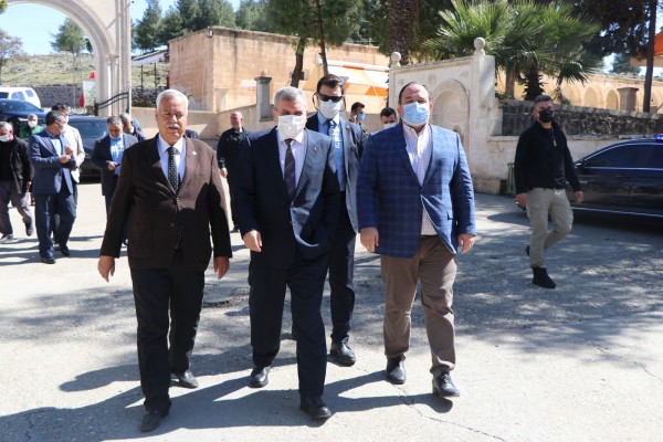 Beyazgül ve Ekinci Eyyüb Nebi'de incelemelerde bulundu