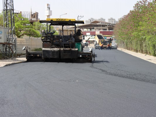 Şanlıurfa’da yollar asfaltla buluşuyor