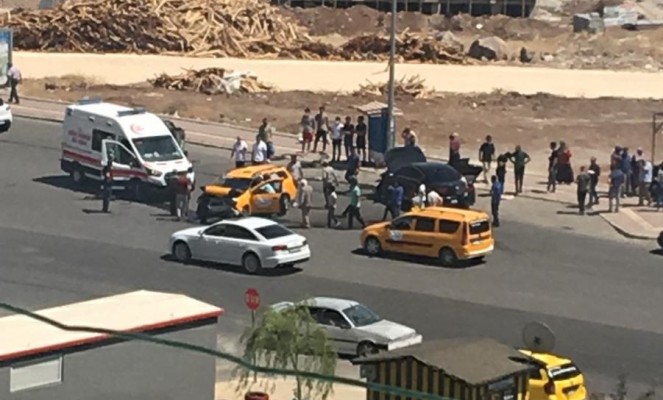 Karaköprü'de trafik kazası: 3 yaralı