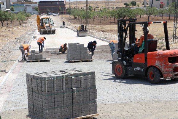 Karaköprü'de yeni yollar açılıyor