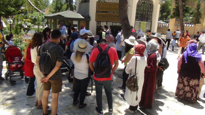 Şanlıurfa turist akınına uğradı  