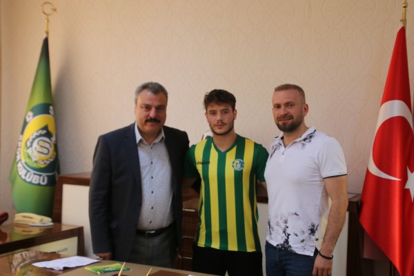 Şanlıurfaspor’dan orta sahaya takviye