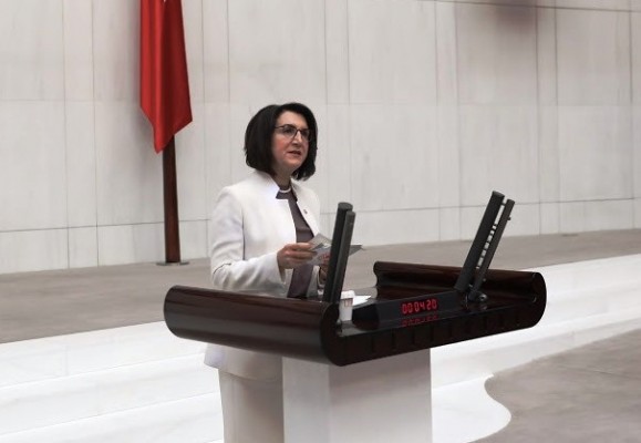 Açanal mecliste konuştu: “Sizleri Urfa’ma davet ediyorum”