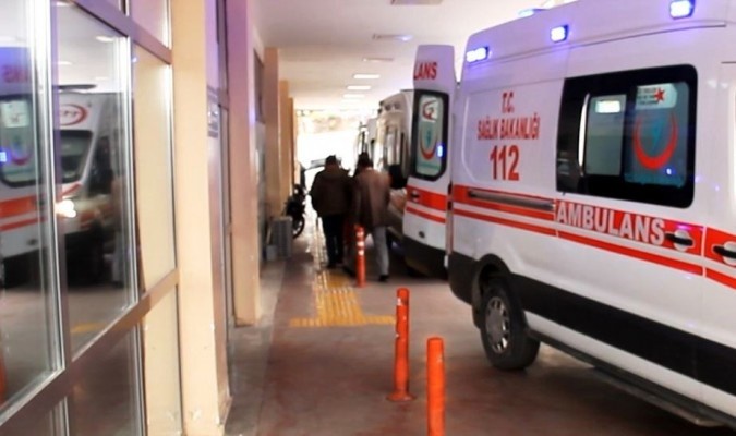 Beton bloğun altında kalan işçi hayatını kaybetti
