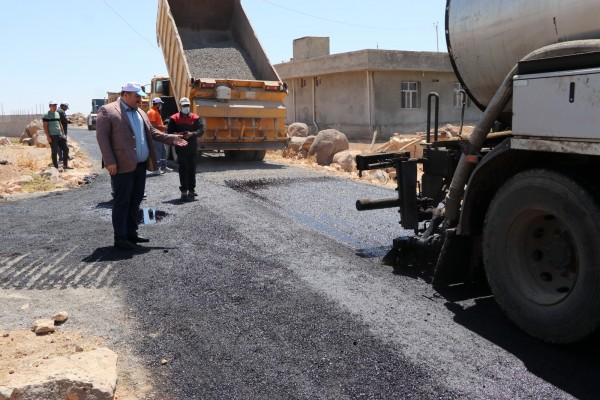Viranşehir’de asfalt çalışmaları devam ediyor