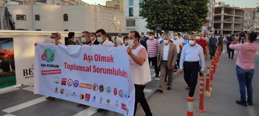 STK'lar ‘aşı’ için yürüyüş yaptı