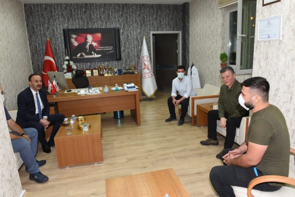 Vali Erin: “Suriyeliler ile Urfalılar barış içinde yaşıyor”