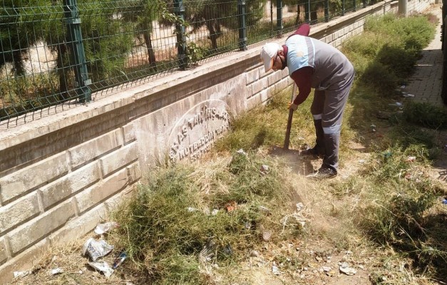 Viranşehir’deki okullarda temizlik çalışması başlatıldı