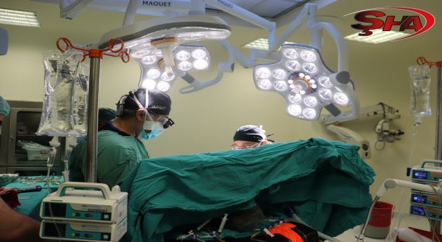 Urfa’da bir hastadan 9 santimlik kist çıkarıldı
