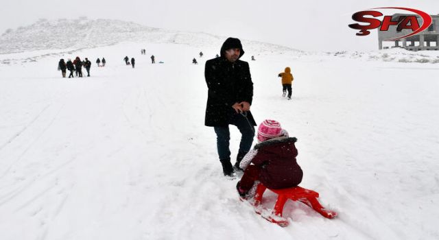 Karacadağ'da kayak sezonu açıldı