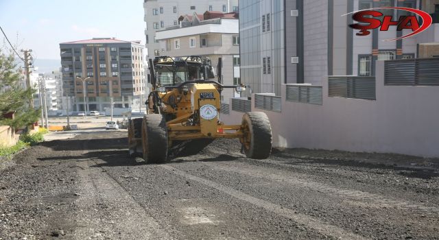 Seyrantepe’de yeni yollar hizmete sunuluyor