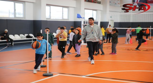 Karaköprü’de çocuklar spor kurslarında yeteneklerini keşfediyor