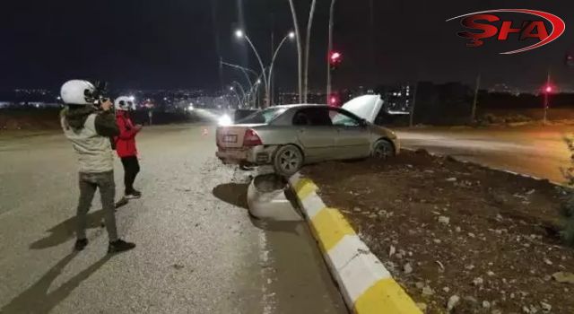 Urfa’da otomobil devrildi