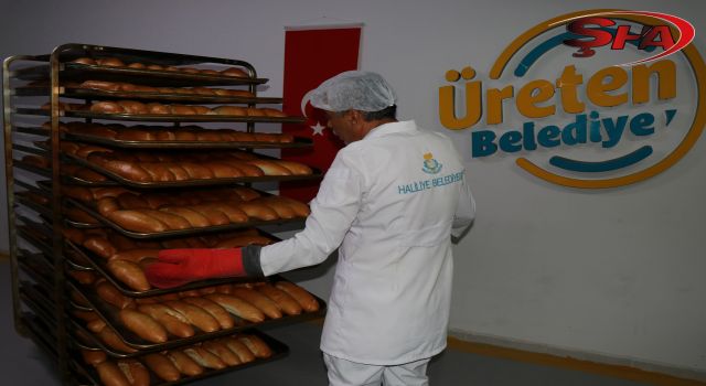 Haliliye Belediyesi, ürettiği ekmekleri sofralara ulaştırıyor