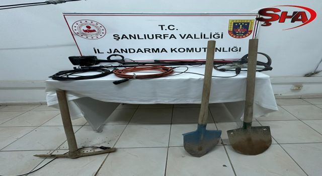 Şanlıurfa'da izinsiz kazı yapan 4 şüpheli suçüstü yakalandı