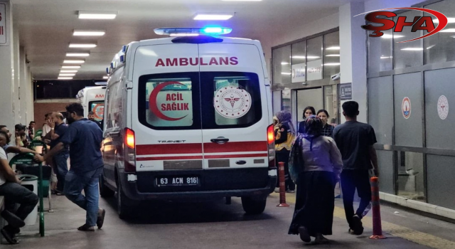 Şanlıurfa'da yolcu otobüsü ile otomobil çarpıştı: 1 yaralı