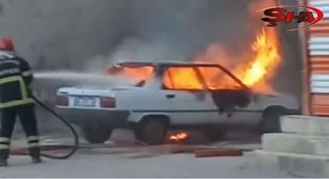 Şanlıurfa’da park halindeki araç alev aldı