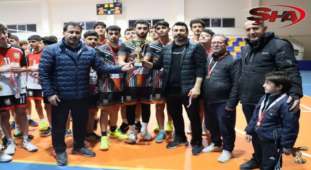 Şanlıurfa Büyükşehir Belediyesi voleybolda il şampiyonu