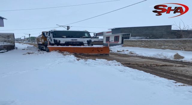 Viranşehir Belediyesi karla mücadelede seferber oldu