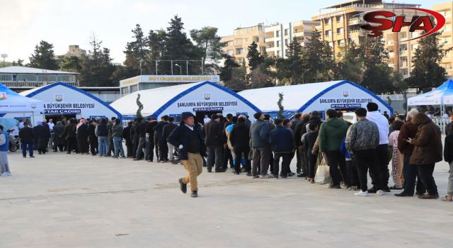 Büyükşehirin iftar çadırında ilk oruçlar açıldı