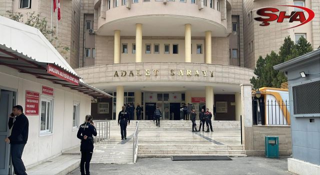 Şanlıurfa’da adliye önünde kavga: 1 ağır yaralı