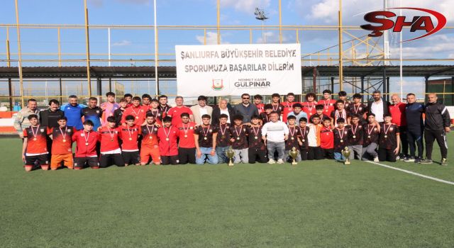 Büyükşehir Belediyespor’dan 3 kategoride şampiyonluk