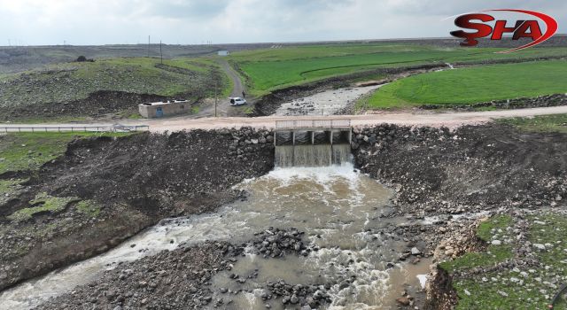 Büyükşehir, Viranşehir’de selin izlerini sildi
