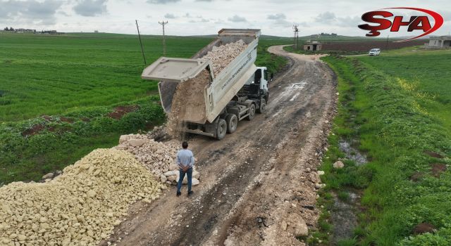 Eyyübiye kırsalında yollar daha güvenli oluyor