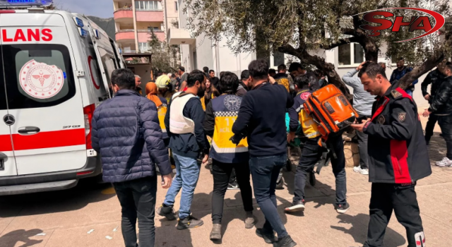 Maraş'taki saldırıda biri öğretmen, 3 öğrenci hayatını kaybetti