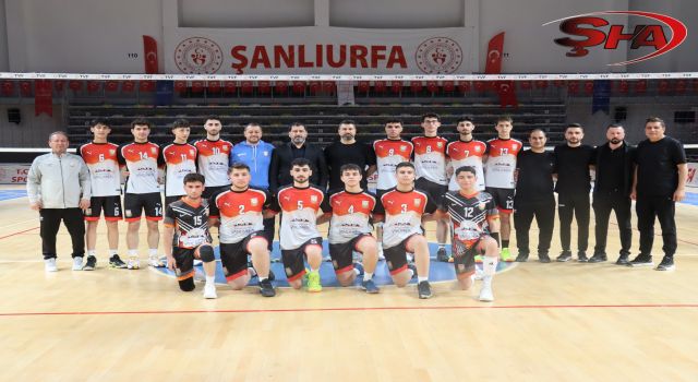 Şanlıurfa Büyükşehir Belediyesi Genç Erkekler Voleybol Takımı filede iddialı