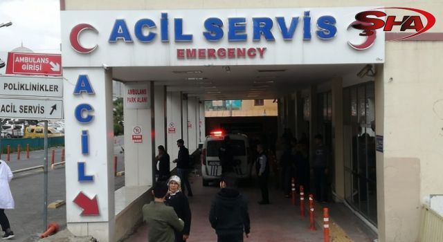 Şanlıurfa'da otomobil sulama kanalına devrildi: Yaralı var