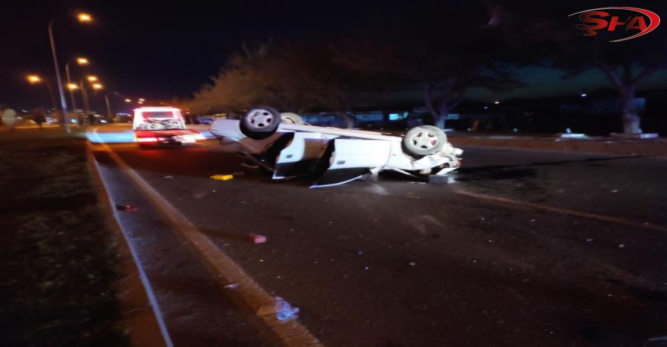 Urfa'da 2 otomobil çarpıştı: 2 ölü, 1 yaralı