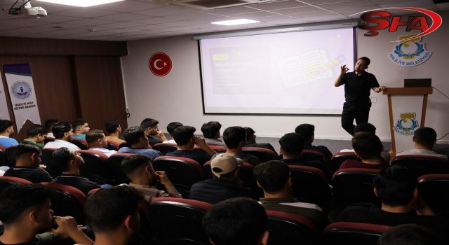 Haliliye’de gençlere rehberlik ve motivasyon desteği