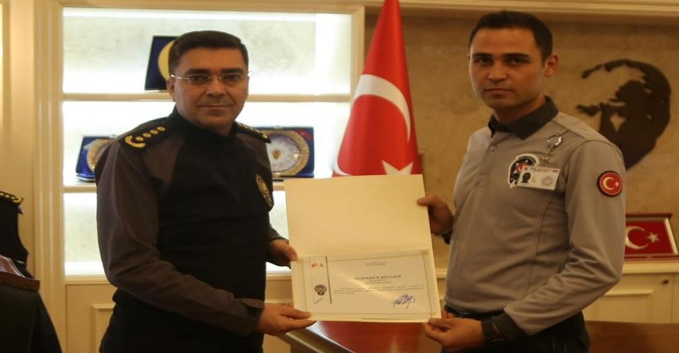 Müdür Aksoy, başarılı güvenlik personelini ödüllendirdi