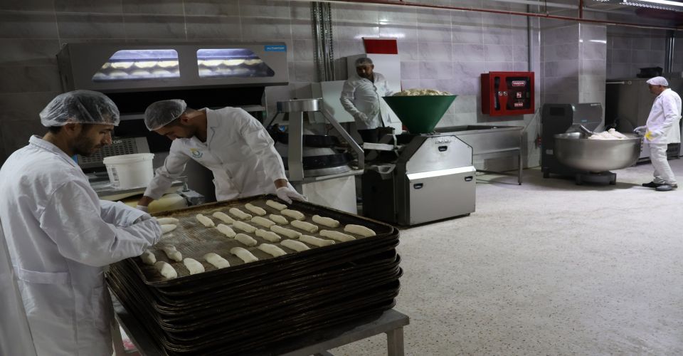 Haliliye’de günde 7 bin 368 ekmek ihtiyaç sahiplerine ulaştırılıyor