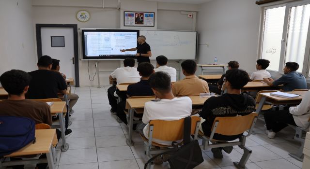 Haliliye’de üniversite adaylarına ücretsiz yaz kursu