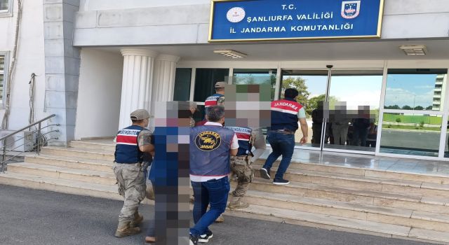 Şanlıurfa jandarması göçmen kaçakçılarını mercek altına aldı