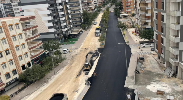 Büyükşehir yolları yeniliyor, Karaköprü’de ulaşım rahatlıyor