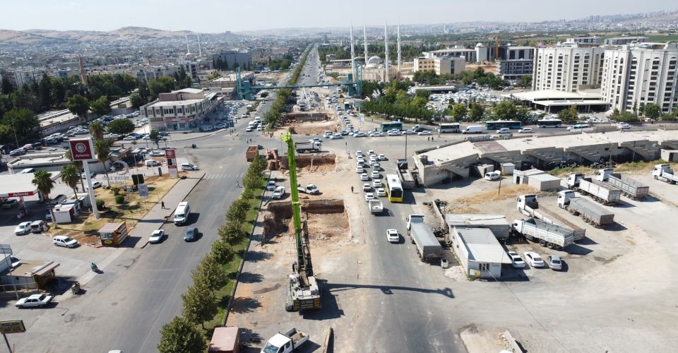 EYYÜBİYE’DE TRAFİK ÇİLESİNİ BİTİRECEK PROJE HIZLA İLERLİYOR