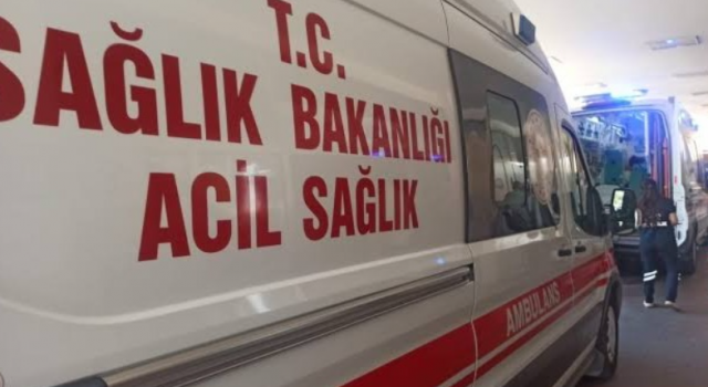 Eyyübiye’de traktör devrildi: 2 kişi yaralandı