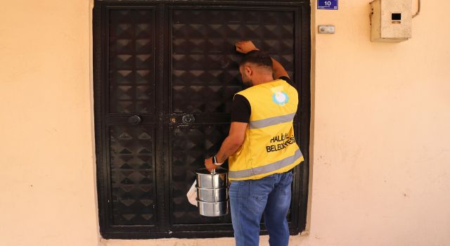 Haliliye’de her gün 4 bin 898 vatandaşa sıcak yemek desteği