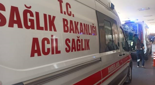 Karşıyaka’da iki araç birbirine girdi: 5 yaralı