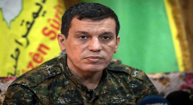 Suriye'de YPG kendini feshetti