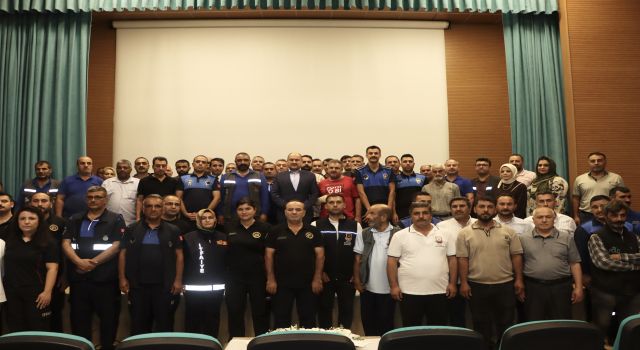 Başkan Gülpınar’dan Büyükşehir Belediyesi Personeline Zam Müjdesi
