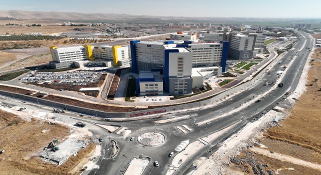 Büyükşehir, Şanlıurfa Şehir Hastanesi yolunda ulaşımı rahatlatıyor