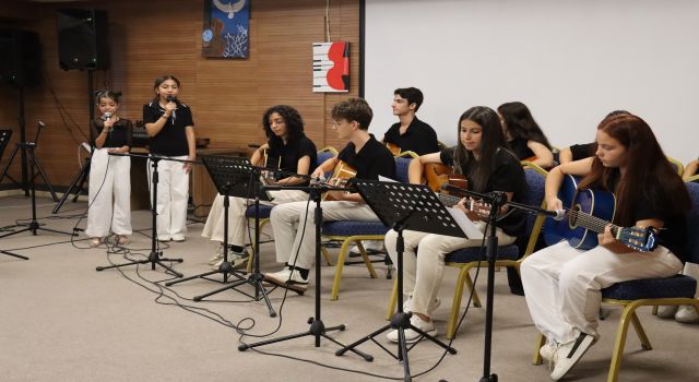 Esentepe Gençlik Merkezi yaz kursları sona erdi