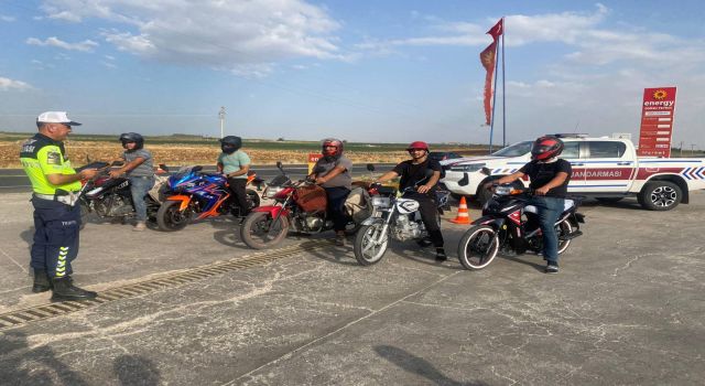Şanlıurfa’da trafik jandarmasından motosiklet denetimi